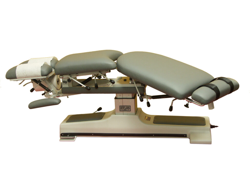 RG 2 Series chiropractic table