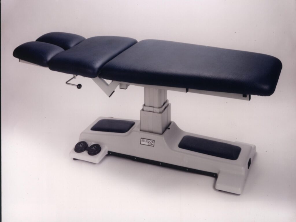 Optima chiropractic table