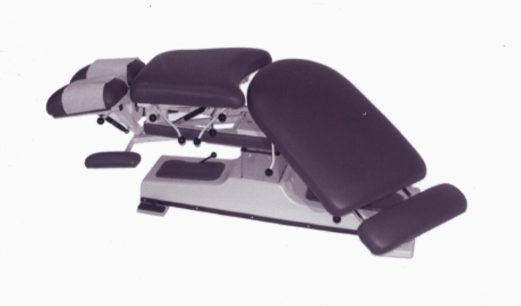 RG 5 Series chiropractic table